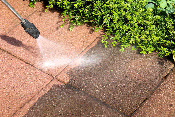 Best Roof Power Washing Services  in Broken Bow, NE